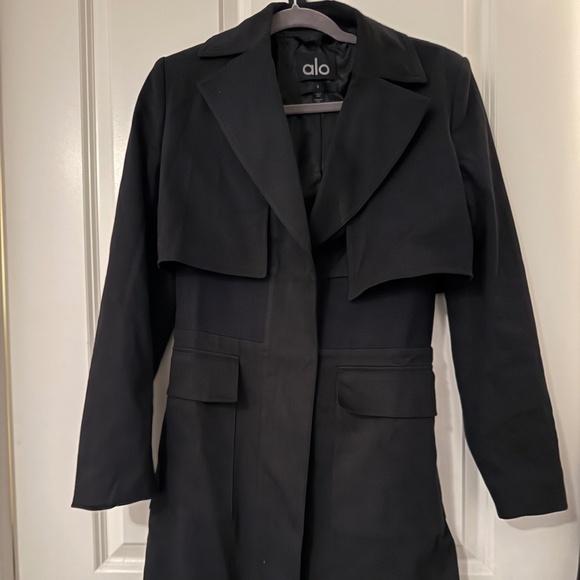 Alo Formation Trench Coat - Black - Picture 1 of 7